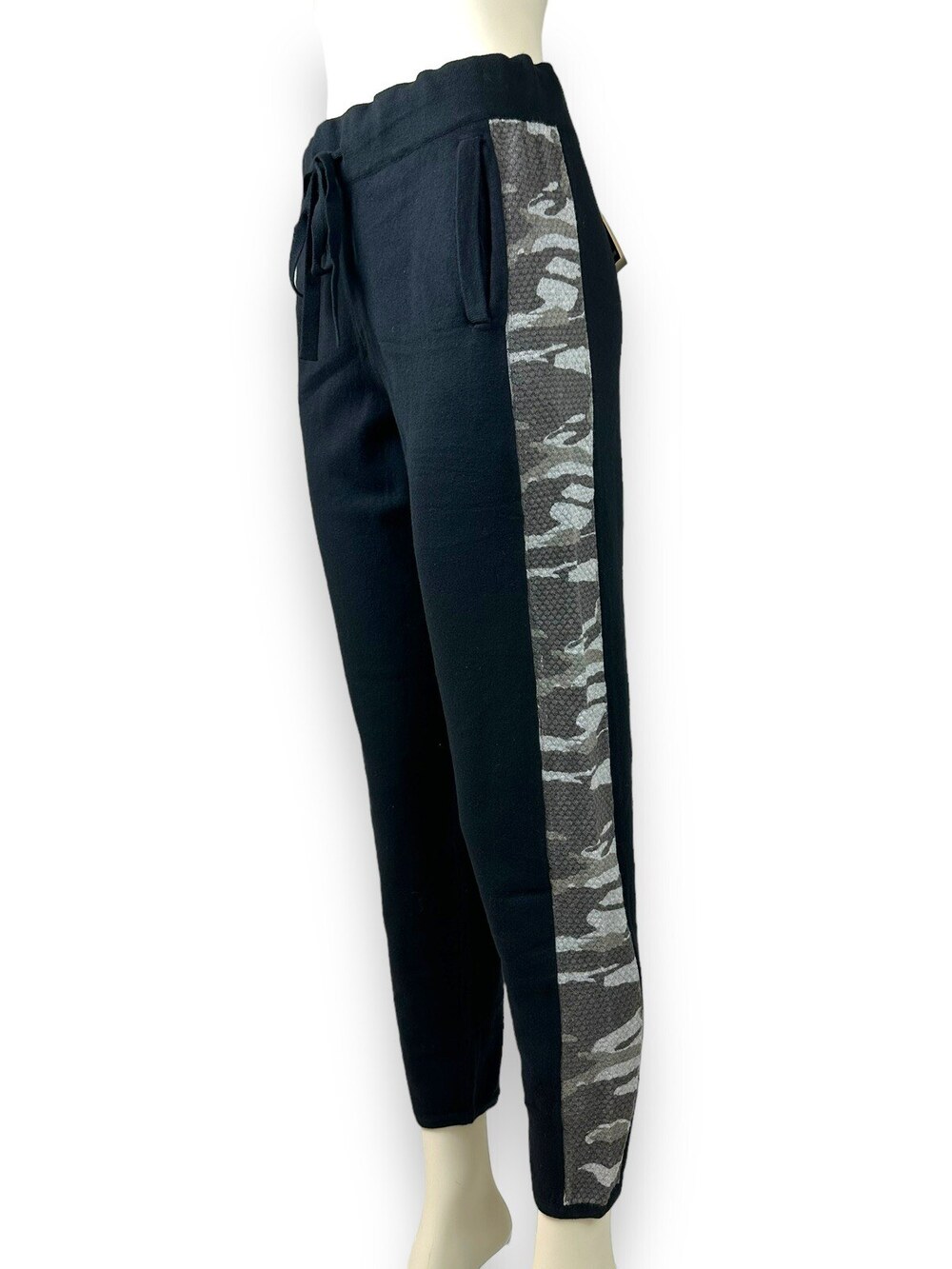 Monrow Vintage Sweatpants Women's Small Supersoft Black Camo Contrast $198